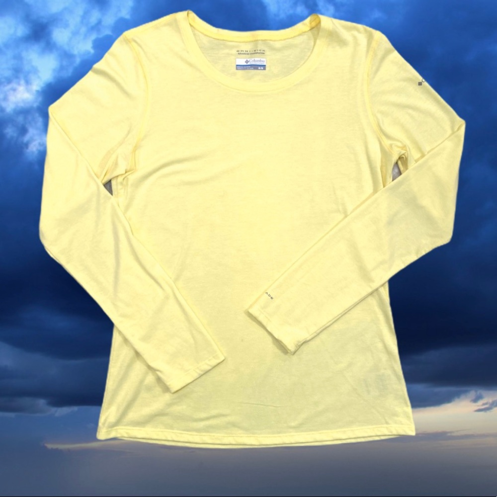 Columbia Size Medium Long Sleeve